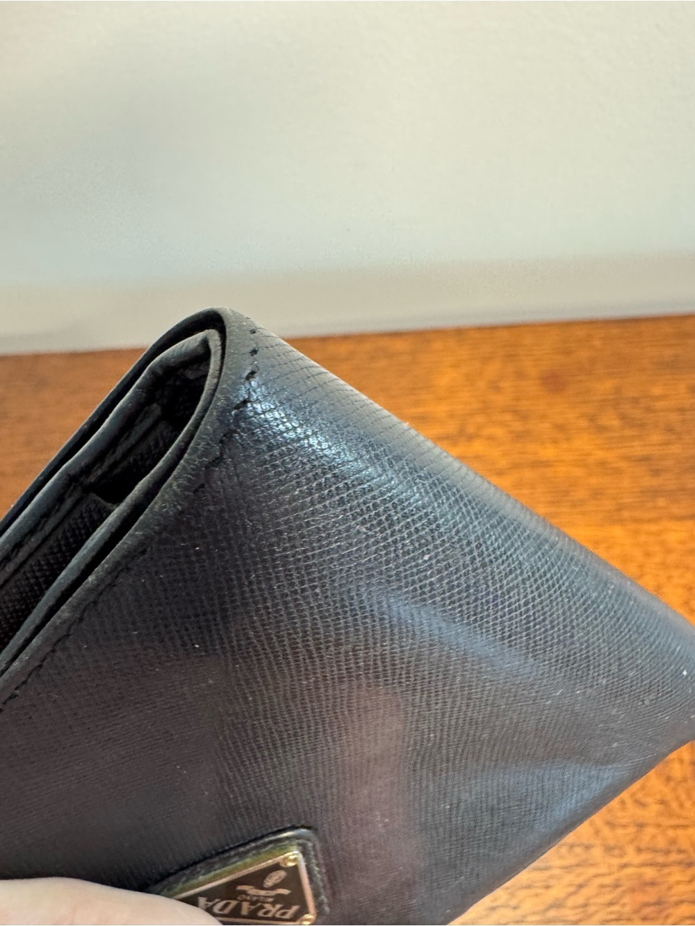 Prada Vintage Black Saffiano Leather Kisslock Bi-Fold Wallet w/COA - Picture 11 of 12